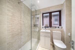 family shower room- click for photo gallery